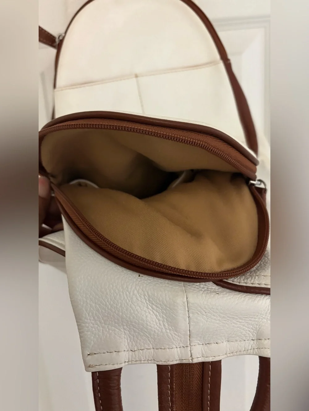 CLARK’s Women’s Leather White Sling Bag with Brown Trim